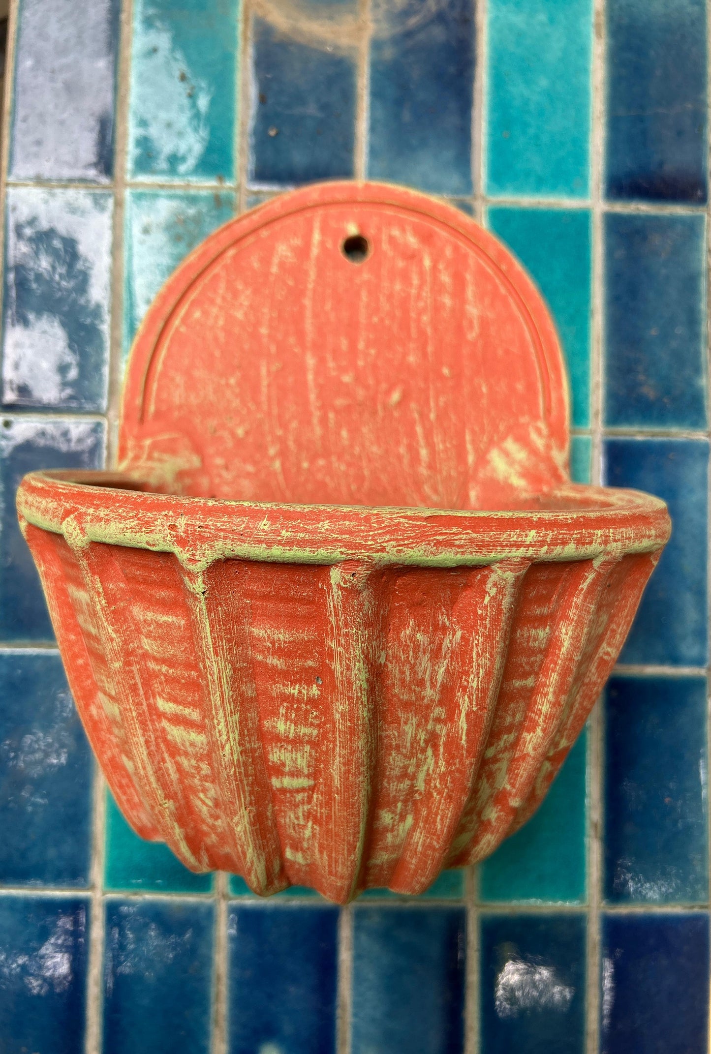 RIBBED WALL PLANTER FOR HOME GARDEN BALCONY DECOR