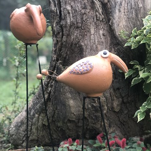 Terracotta Bird with digger stand for Home Garden Balcony decor