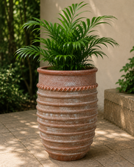 Egg shaped ribbed pot