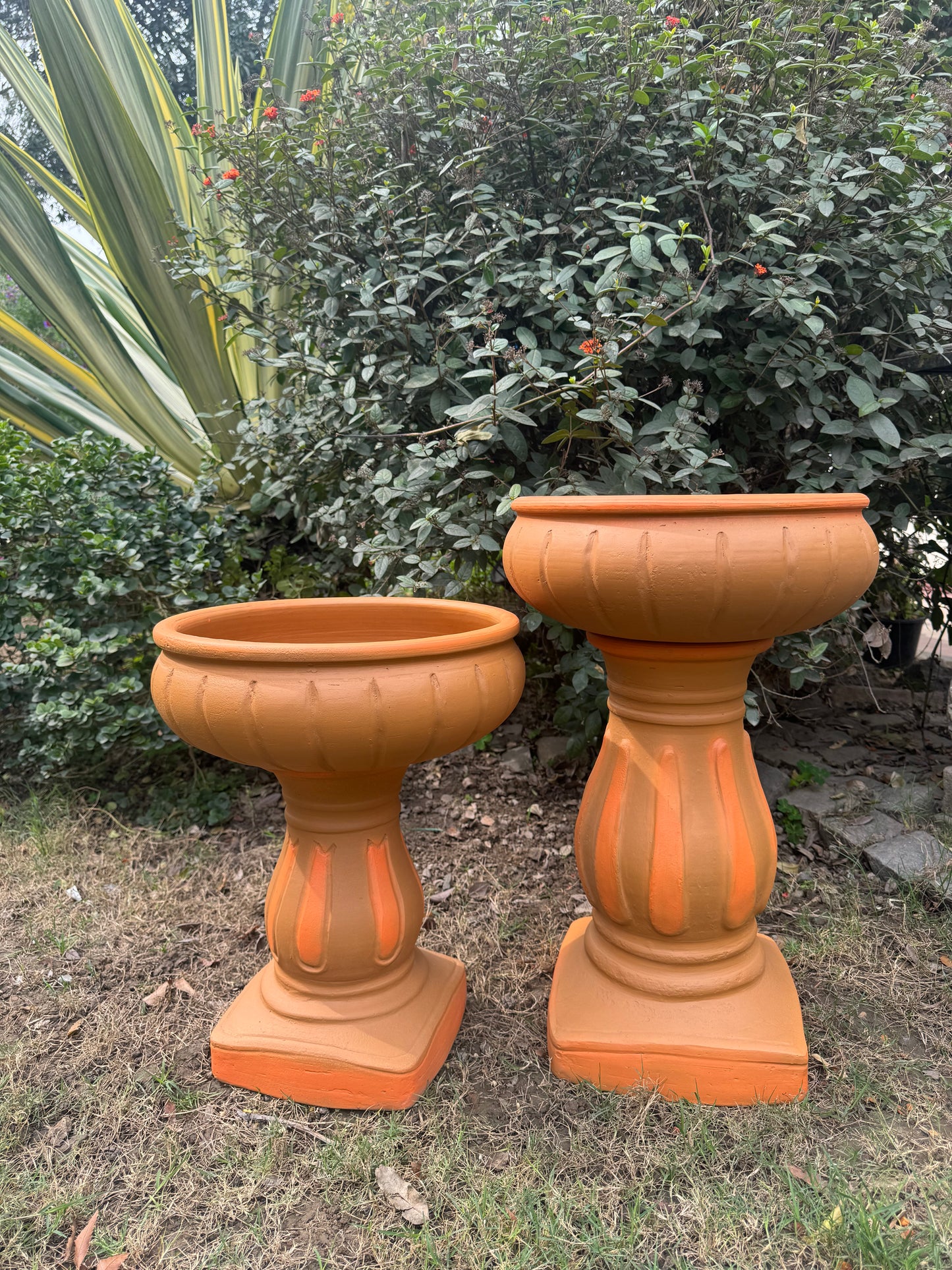 Terracotta Bird Bath with pedestal for Home Garden Balcony décor (Big and Small)