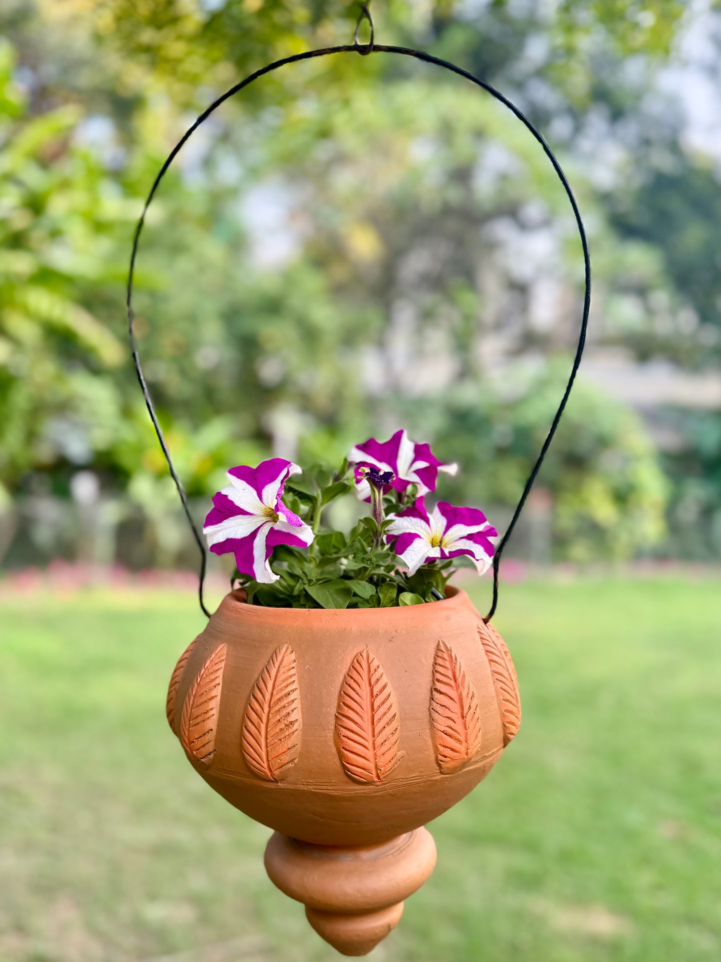 TERRACOTTA HANGING LEAF BHURJI PLANTER POT FOR HOME GARDEN BALCONY DECOR