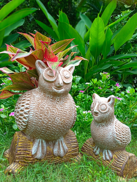 OWL ON LOG PLANTER POT FOR HOMES