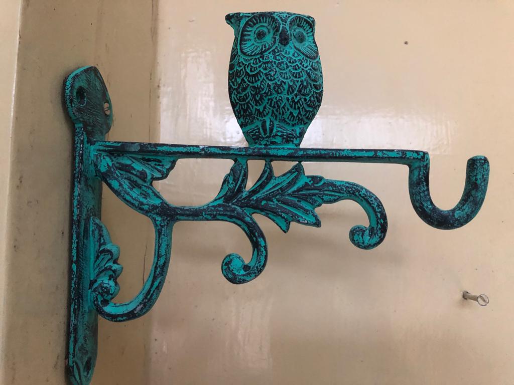 SMALL OWL BRACKET FOR HOME GARDEN BALCONY DECOR